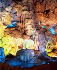 Thien Cung Cave